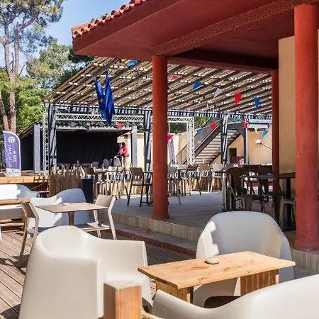 Confort Dans 4 Etoiles Front De Canet-en-Roussillon